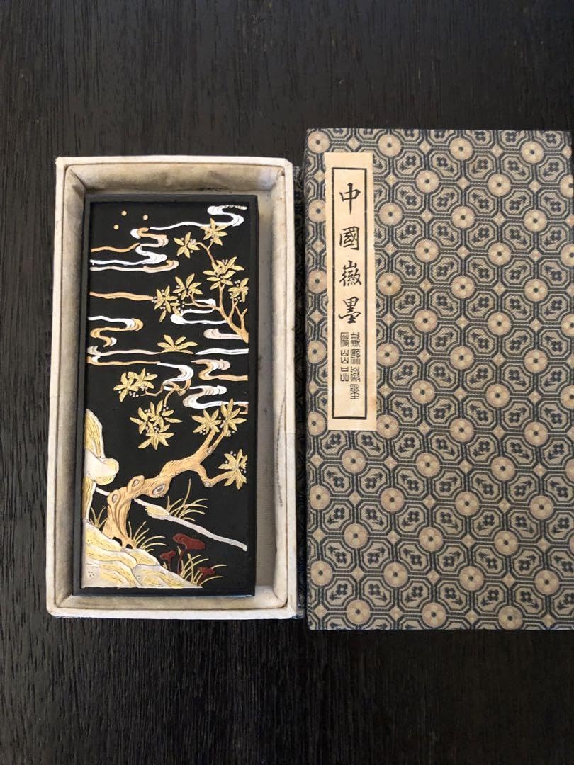 中国 古墨 徽歙老胡開文製 大千春 書道具墨　「大千春 胡開文」176㌘ 大型 中国 古墨 徽歙老胡開文製 大千春 書道具墨「大千春 胡開文」176